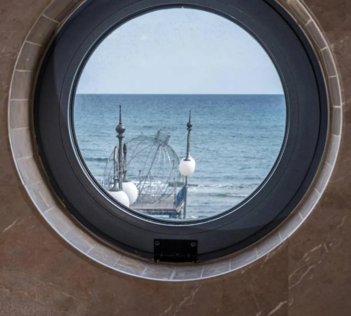 Dios Ponte Finikoudes Beachfront Larnaca Holiday home