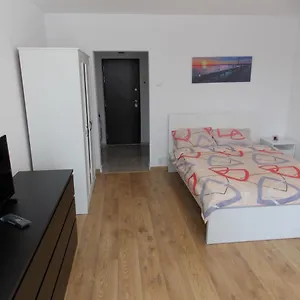  Apartament Garsoniera Moderna România